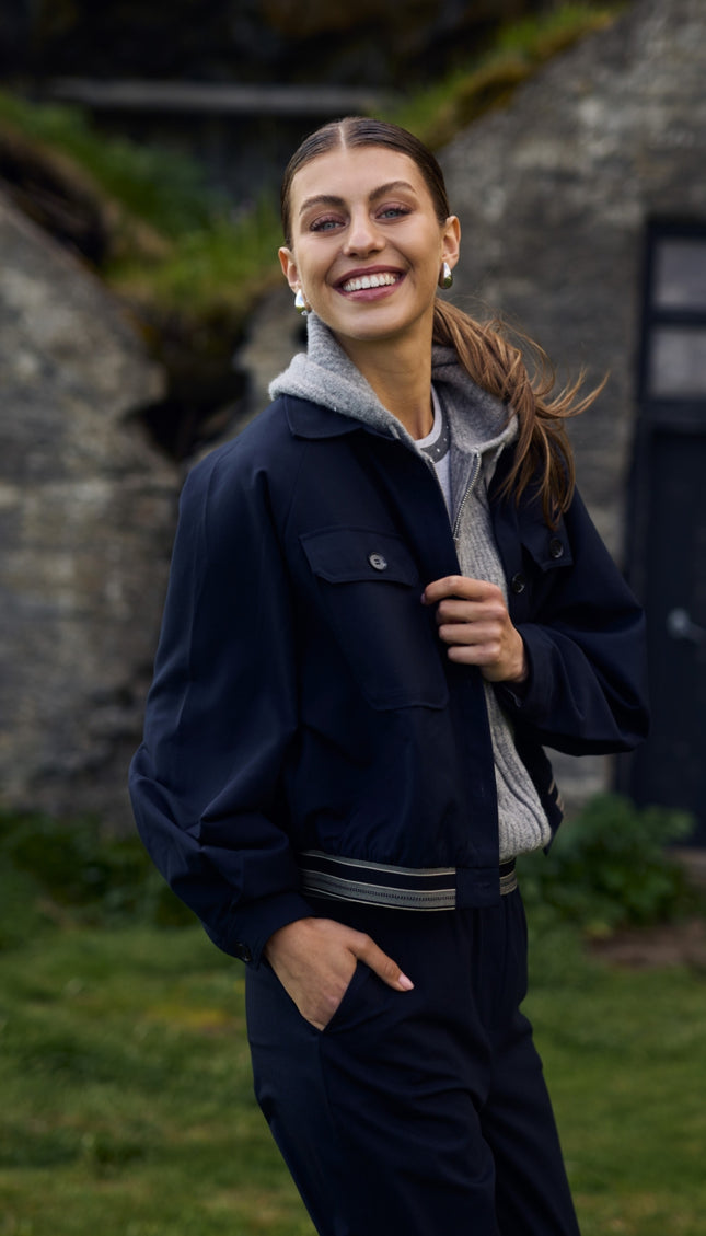 Jacket Olivia Navy NKF13022