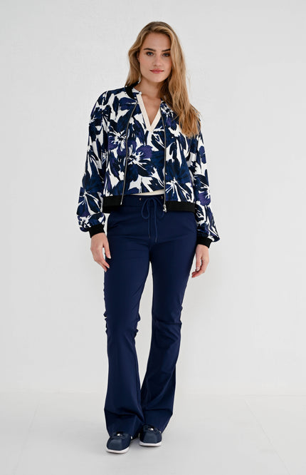 Maicazz Travel Top Mumbai Blue Flower Stretchshop.nl