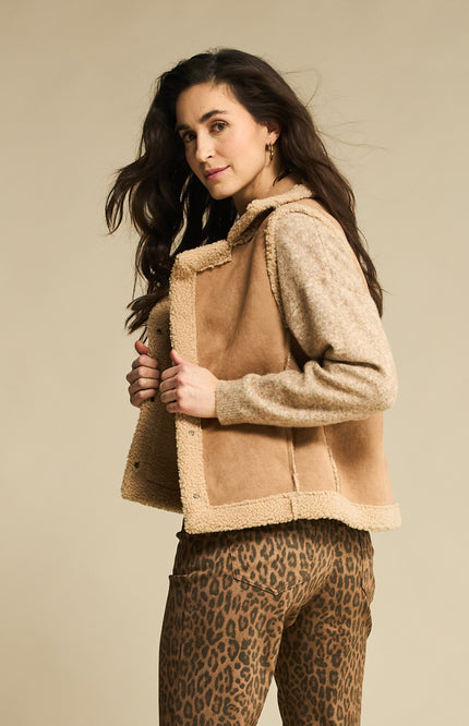 Vest Teddy Almond SRB4578