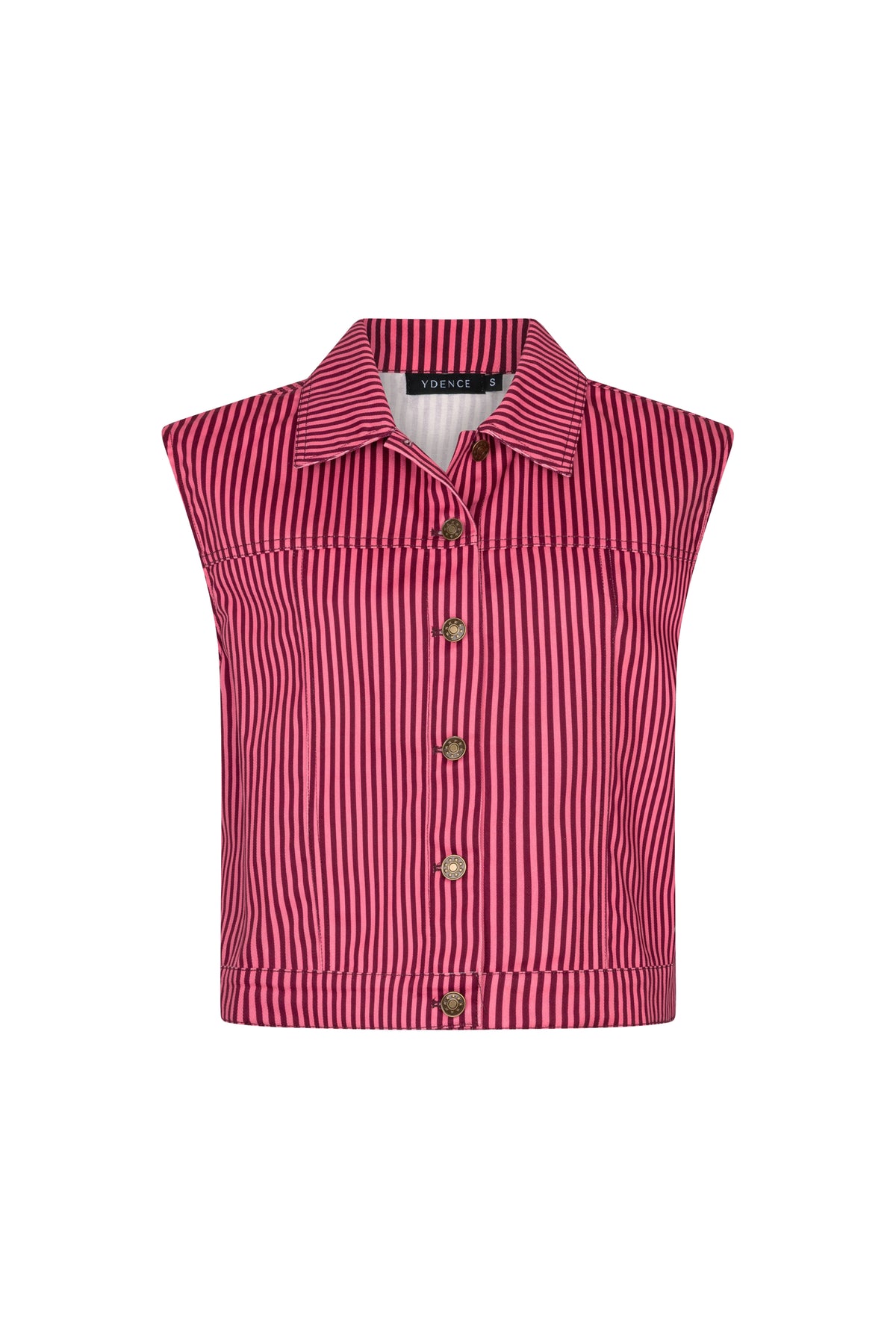 Ydence Gilet Marit in coral roze en bordeaux, close-up van de zachte, gewatteerde buitenlaag met ritssluiting.