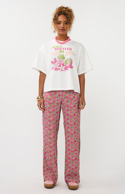 Ydence T-shirt Juicy Bottle Berry Pink Stretchshop.nl