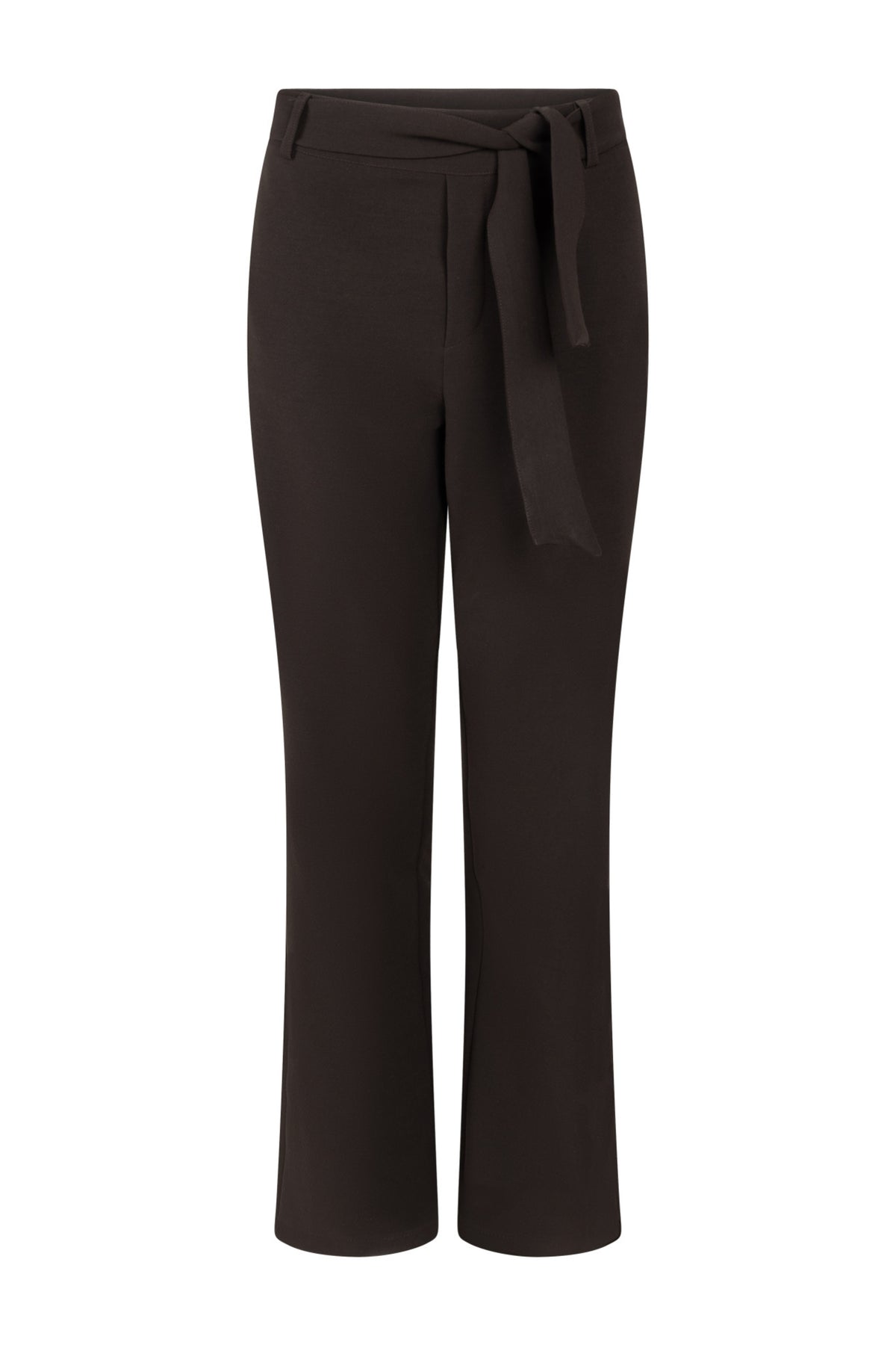 Zoso Merle Espresso broek met rechte pasvorm en ritssluiting, zichtbaar in de afbeelding.