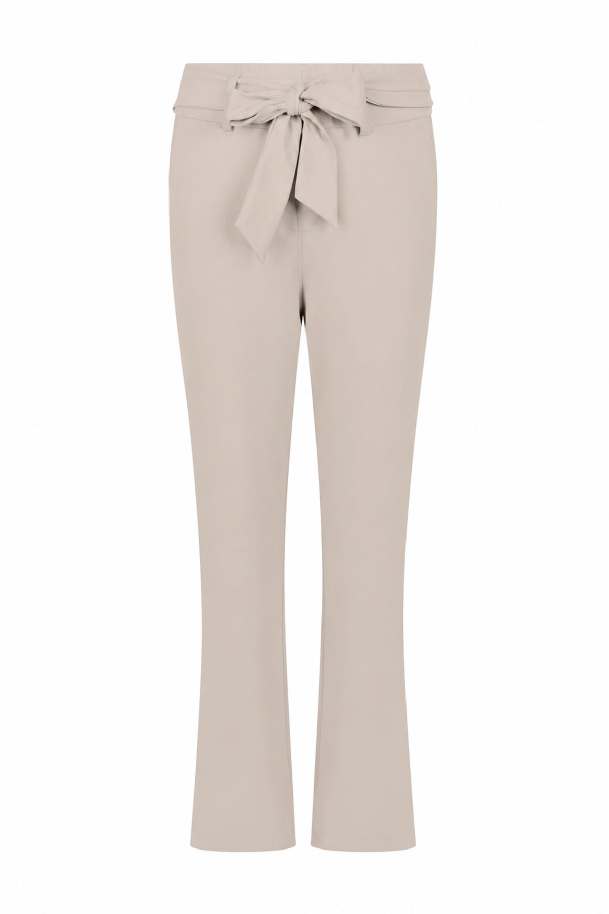 Zoso Travel Broek Belle Sand Stone 261, lichte reisbroek met comfortabele pasvorm en praktische zakken, close-up van de stof en snit